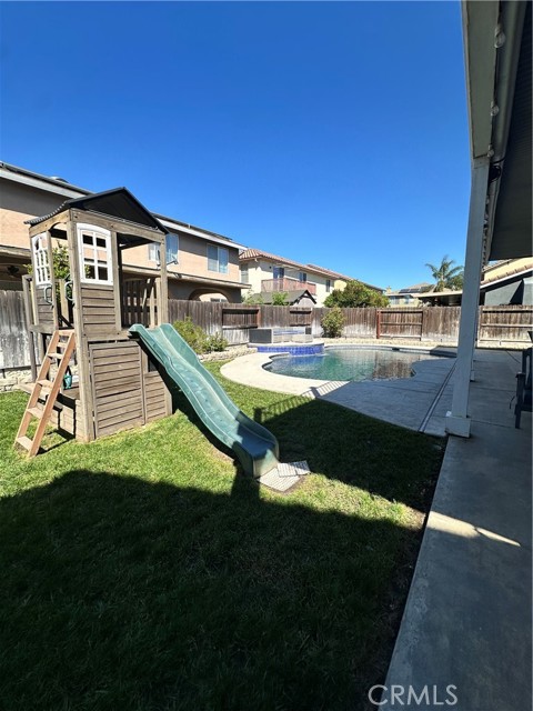 Detail Gallery Image 17 of 62 For 1971 Summerglen, Atwater,  CA 95301 - 5 Beds | 3/1 Baths