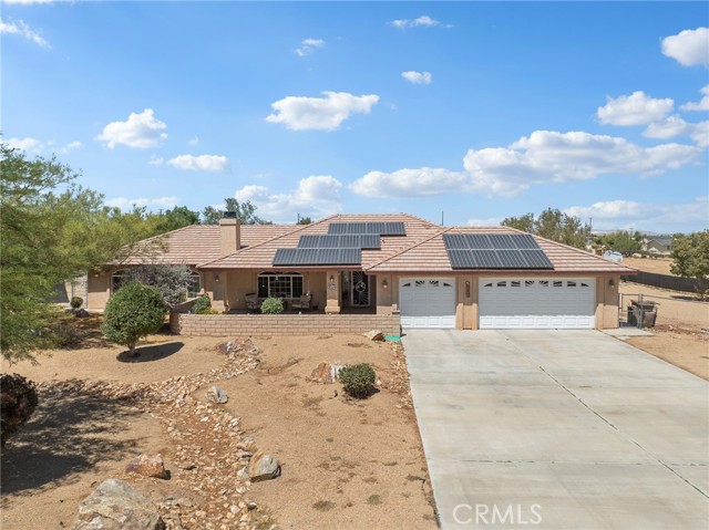 Detail Gallery Image 1 of 40 For 18476 Cherry St, Hesperia,  CA 92345 - 4 Beds | 2 Baths