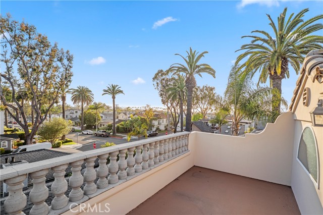 Detail Gallery Image 21 of 24 For 504 Marguerite Ave, Corona Del Mar,  CA 92625 - 3 Beds | 2/1 Baths