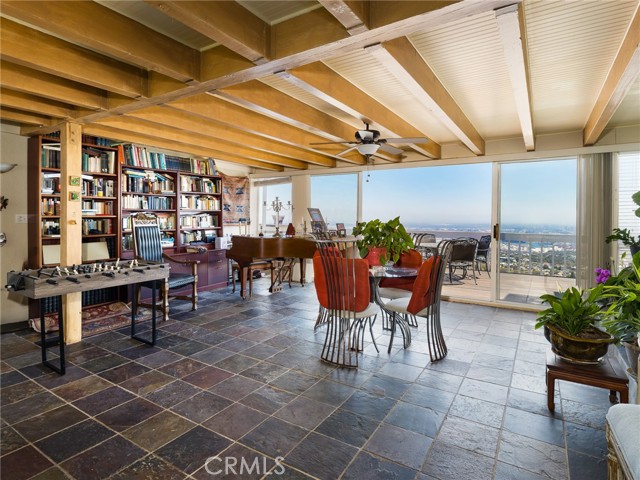 Detail Gallery Image 13 of 41 For 30040 Grandpoint Ln, Rancho Palos Verdes,  CA 90275 - 3 Beds | 3 Baths
