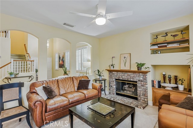 11771 Coorsgold Lane, Porter Ranch CA: https://media.crmls.org/medias/303ab7a2-afec-49ce-869a-1f211647230f.jpg