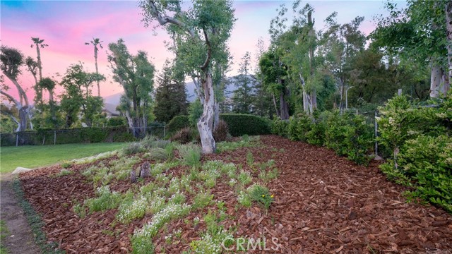 10154 Whispering Forest Drive, Rancho Cucamonga CA: https://media.crmls.org/medias/303b20a3-3152-4d1c-bc45-8c2a4c5eabfa.jpg