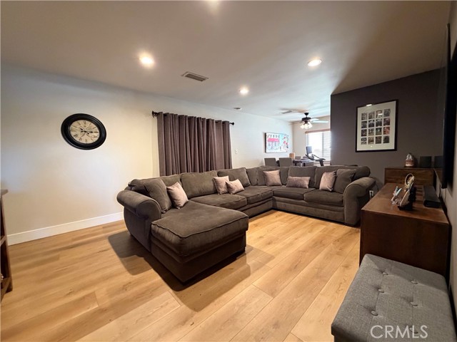 Detail Gallery Image 7 of 36 For 9406 Rose Ave, Montclair,  CA 91763 - 3 Beds | 2 Baths