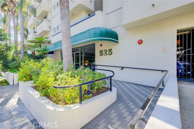 Detail Gallery Image 27 of 28 For 525 S Berendo St #212,  Los Angeles,  CA 90020 - 2 Beds | 2 Baths