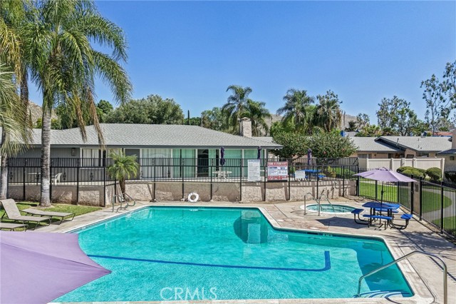 Detail Gallery Image 25 of 31 For 2891 Canyon Crest #68,  Riverside,  CA 92507 - 2 Beds | 2 Baths