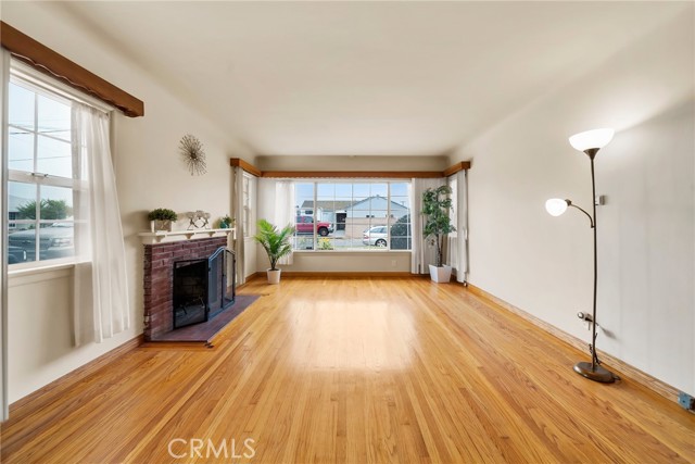 Detail Gallery Image 1 of 24 For 2034 W 165th St, Torrance,  CA 90504 - 3 Beds | 2 Baths