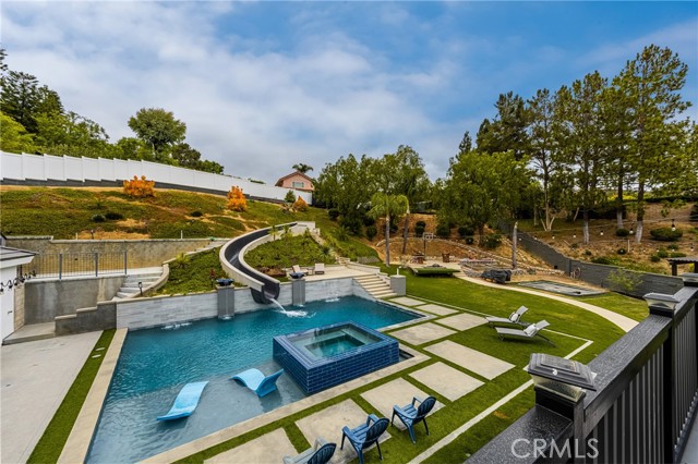 21290 Clear Haven Drive, Yorba Linda CA: https://media.crmls.org/medias/303ed313-1da6-4ce0-b9bb-20e93a6bd3e9.jpg