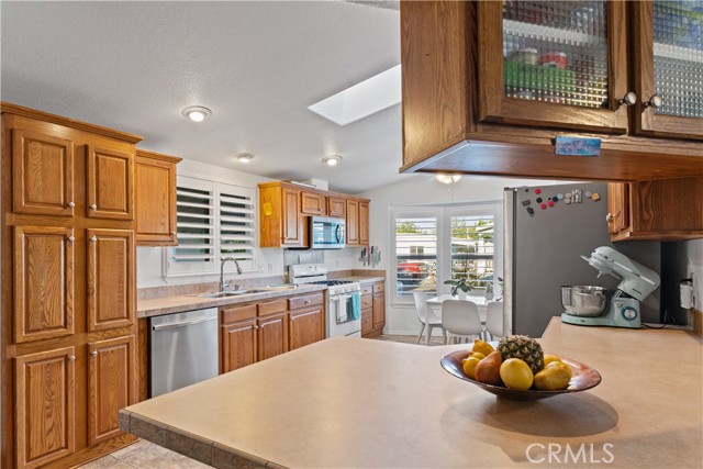 Detail Gallery Image 7 of 27 For 6460 Convoy Ct #76, San Diego,  CA 92117 - 3 Beds | 2 Baths