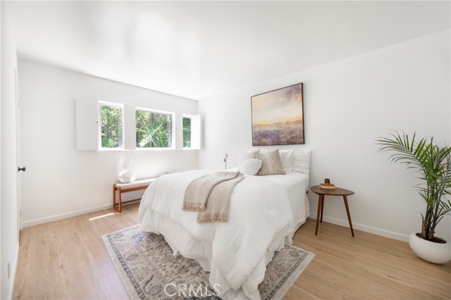 Detail Gallery Image 20 of 28 For 16990 Escalon Dr, Encino,  CA 91436 - 3 Beds | 2/1 Baths