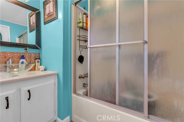 Detail Gallery Image 14 of 37 For 2550 Pacific Coast Highway #13,  Torrance,  CA 90505 - 2 Beds | 2 Baths