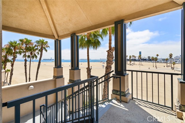850 E Ocean Boulevard, Long Beach CA: https://media.crmls.org/medias/303f68a8-30a9-4595-a110-800adbd8d9d2.jpg