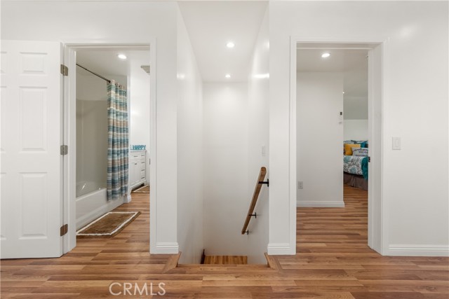 Detail Gallery Image 27 of 41 For 1330 W 48th St, Los Angeles,  CA 90037 - 4 Beds | 3/1 Baths