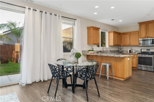 Detail Gallery Image 13 of 44 For 1110 Shumard Oak Way, Chico,  CA 95928 - 3 Beds | 2/1 Baths