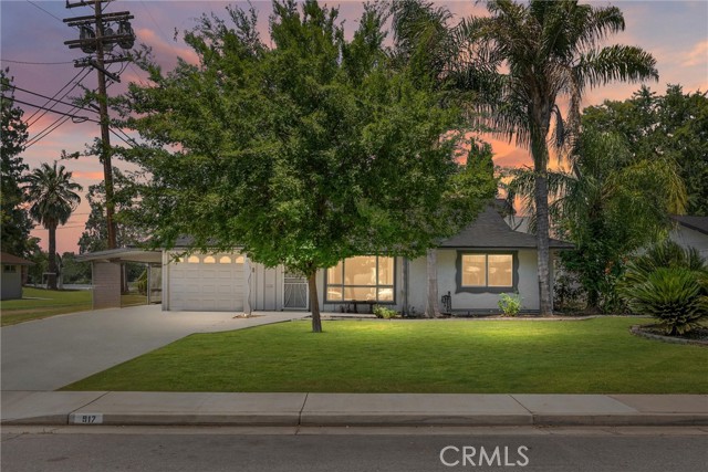 Detail Gallery Image 1 of 1 For 917 Pebble Beach Dr, Bakersfield,  CA 93309 - 3 Beds | 2 Baths