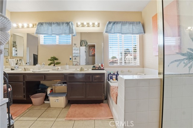 Detail Gallery Image 27 of 64 For 15342 Kearny, Adelanto,  CA 92301 - 5 Beds | 3 Baths