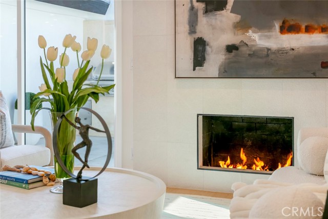 Detail Gallery Image 12 of 57 For 913 Junipero, Costa Mesa,  CA 92626 - 4 Beds | 2 Baths