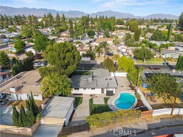 10839 Danube Avenue, Granada Hills CA: https://media.crmls.org/medias/304175ef-8ef5-4db1-8389-a29510c4f11b.jpg
