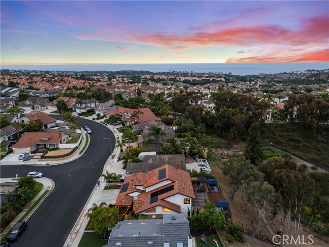 24301 Philemon Drive, Dana Point CA: https://media.crmls.org/medias/3041c6a1-4c3e-4cfc-b338-7d8f059cad3c.jpg