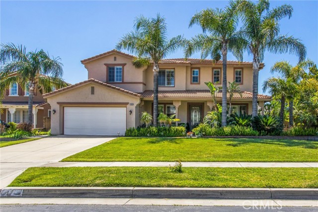 Detail Gallery Image 3 of 52 For 13393 Redwood Dr, Rancho Cucamonga,  CA 91739 - 5 Beds | 4 Baths