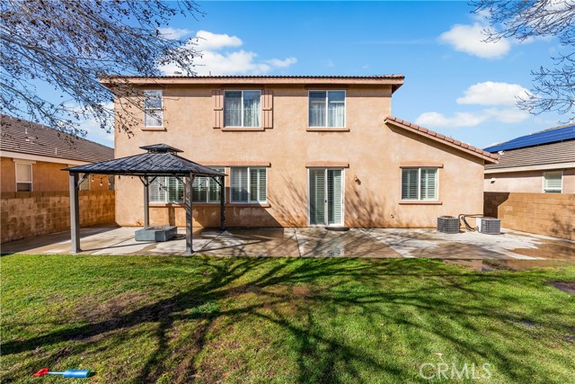 Detail Gallery Image 4 of 74 For 3642 Club Rancho, Palmdale,  CA 93551 - 5 Beds | 4 Baths