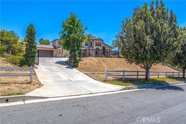 Detail Gallery Image 59 of 72 For 2109 Canyon View Ln, Redlands,  CA 92373 - 4 Beds | 4 Baths