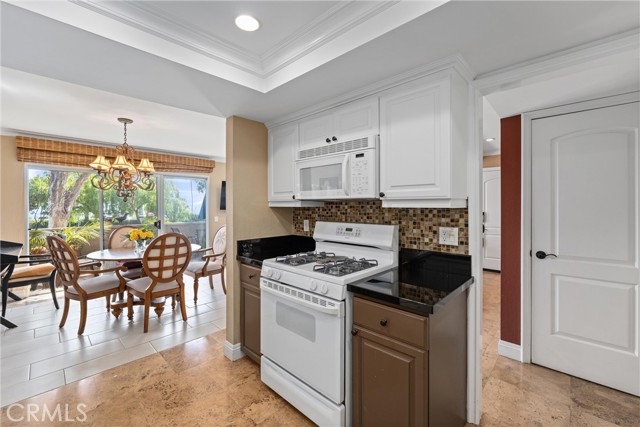 Detail Gallery Image 19 of 36 For 280 Cliff Dr #1,  Laguna Beach,  CA 92651 - 2 Beds | 2 Baths