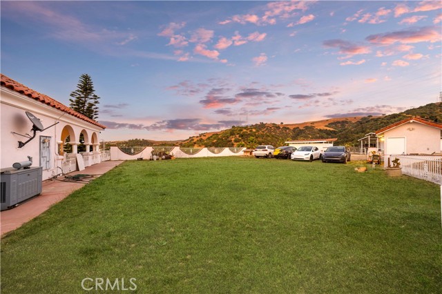18555 Fieldbrook Street, Rowland Heights CA: https://media.crmls.org/medias/3043156c-edf2-4eb0-a43d-e12e1a19e7fd.jpg