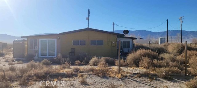 Detail Gallery Image 1 of 5 For 11651 Camp Rock Rd, Lucerne Valley,  CA 92356 - 2 Beds | 2 Baths