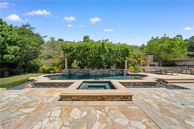 18642 Topanga Canyon Road, Silverado CA: https://media.crmls.org/medias/30441a97-e013-4151-a396-b8703a4deabe.jpg