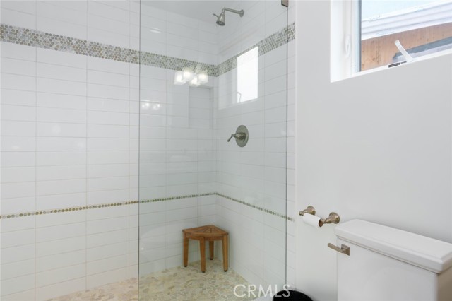 Detail Gallery Image 22 of 32 For 432 1/2 Goldenrod Ave, Corona Del Mar,  CA 92625 - 2 Beds | 2/1 Baths