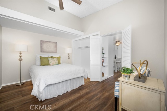 1621 Interlachen, Seal Beach CA: https://media.crmls.org/medias/304538a6-839f-430a-9586-ff843e8afd2e.jpg