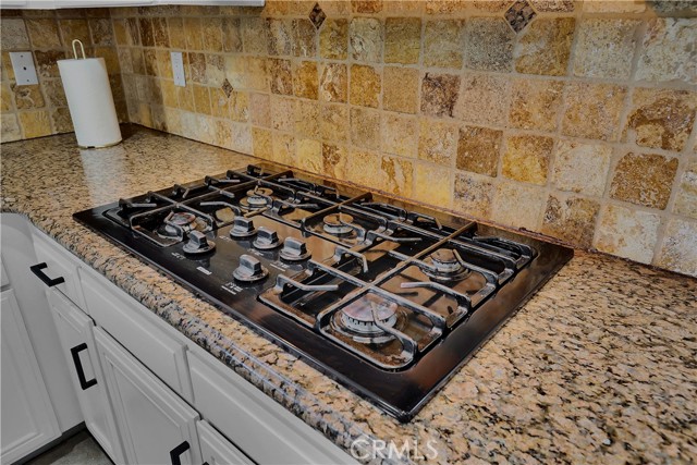 Detail Gallery Image 31 of 40 For 39990 Gibraltar Dr, Murrieta,  CA 92562 - 5 Beds | 3 Baths