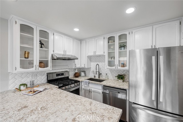 Detail Gallery Image 22 of 43 For 1845 Anaheim Ave #12B,  Costa Mesa,  CA 92627 - 3 Beds | 2 Baths