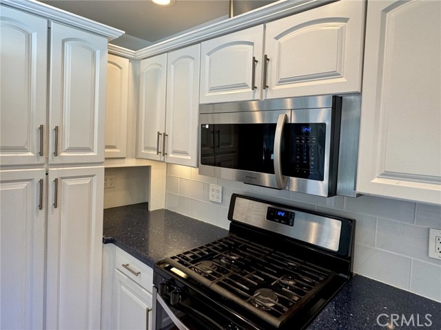 14121 Picasso Court, Irvine CA: https://media.crmls.org/medias/30467f88-c203-400a-ac24-2c5974d3e28d.jpg