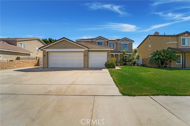 Detail Gallery Image 1 of 27 For 6496 Lavender St, Corona,  CA 92880 - 4 Beds | 2/1 Baths