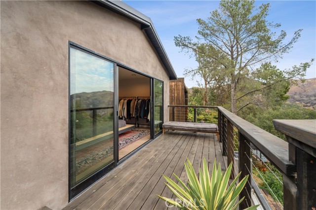 Detail Gallery Image 18 of 56 For 19778 Grand View Dr, Topanga,  CA 90290 - 4 Beds | 4/1 Baths
