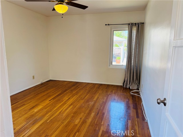 6002 Greenbush Avenue, Valley Glen CA: https://media.crmls.org/medias/3046fd2a-a418-4c44-b02e-11be0a8031c1.jpg