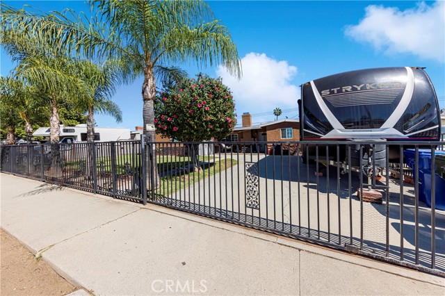 Detail Gallery Image 4 of 35 For 750 N Del Norte Avenue, Ontario,  CA 91764 - 3 Beds | 2 Baths