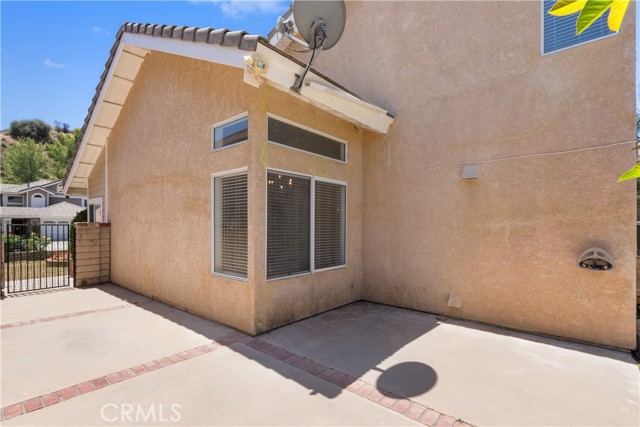 Detail Gallery Image 36 of 47 For 21965 Jeffers Ln, Saugus,  CA 91350 - 5 Beds | 3 Baths