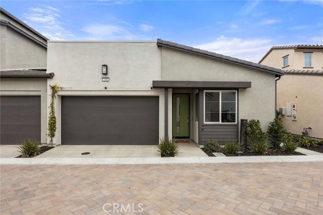 748 Sunrise RD