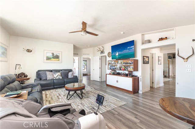 Detail Gallery Image 22 of 48 For 33270 Paseo De Oro, Menifee,  CA 92584 - 3 Beds | 2 Baths