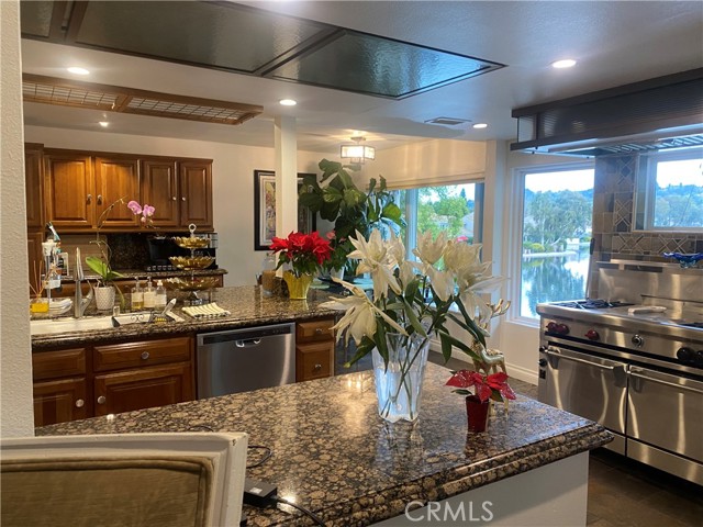 Detail Gallery Image 8 of 20 For 4609 Park Mirasol, Calabasas,  CA 91302 - 3 Beds | 3/1 Baths