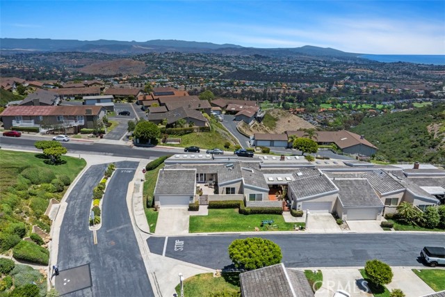 31202 Palma Drive, Laguna Niguel CA: https://media.crmls.org/medias/30481a3e-250b-4b0a-8fde-2755e0d5ef92.jpg