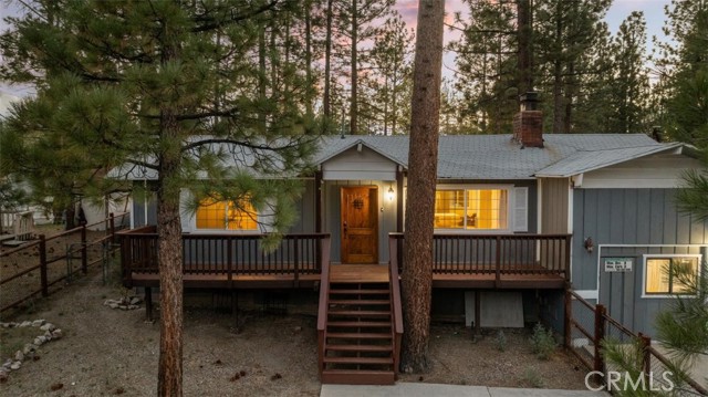 Detail Gallery Image 1 of 32 For 294 Santa Clara, Big Bear Lake,  CA 92315 - 3 Beds | 1/1 Baths