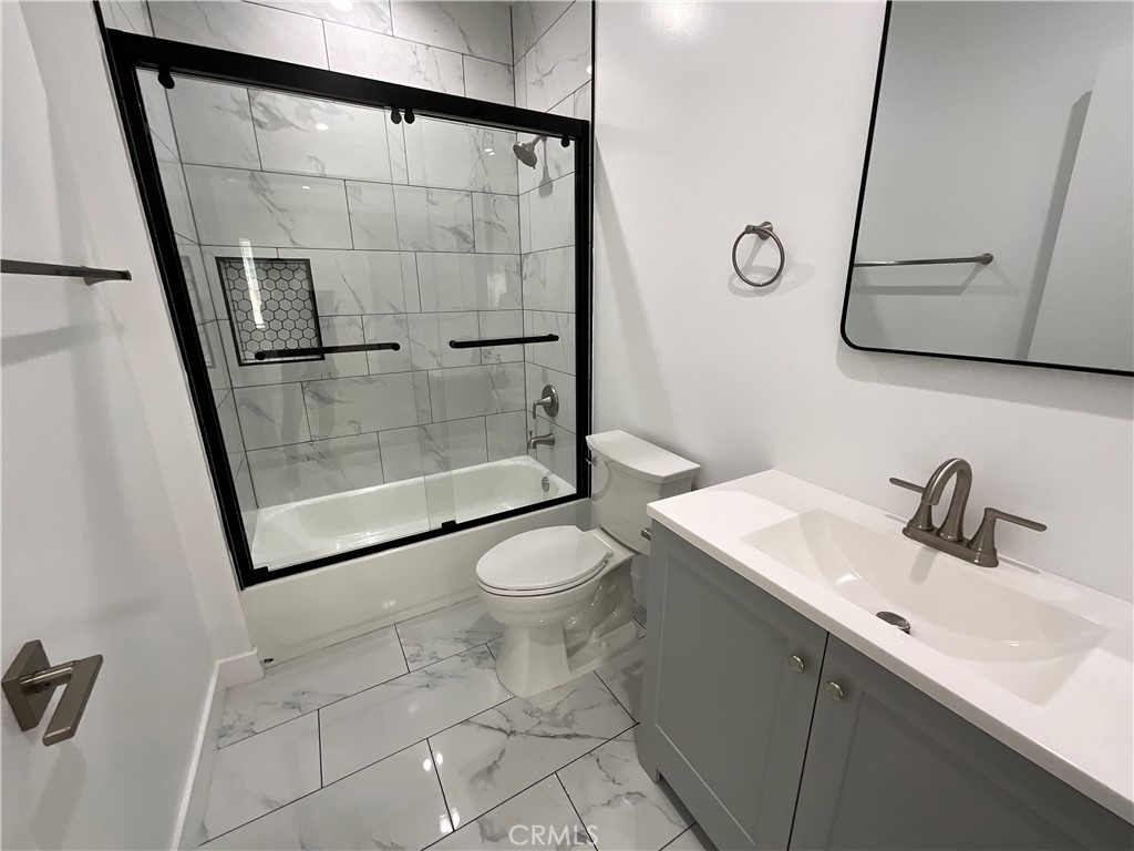 MLS #SR25236339 image #11