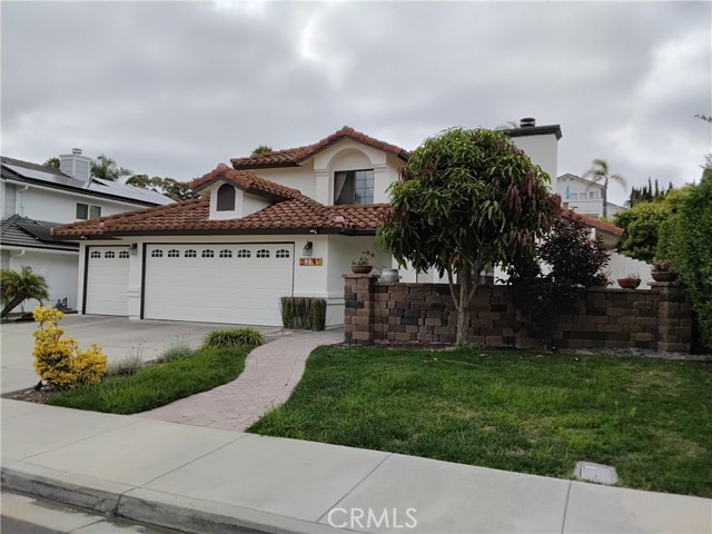 5245 Mandarin Dr., Oceanside CA: https://media.crmls.org/medias/3049b0c6-18ba-486e-b7a1-da6e35e1d78e.jpg
