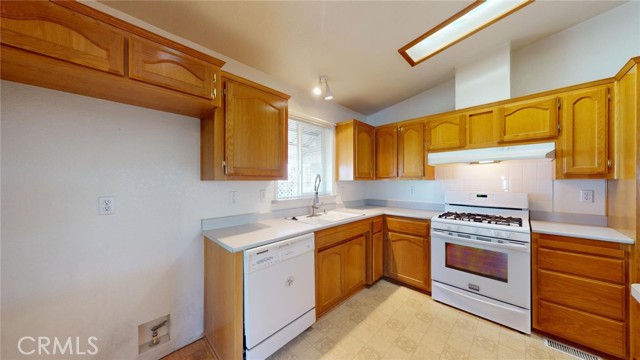 Detail Gallery Image 19 of 46 For 2692 Highland Ave #66,  Highland,  CA 92346 - 2 Beds | 2 Baths