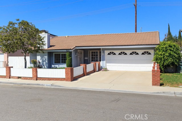 9343 Siskin Ave, Fountain Valley, CA 92708