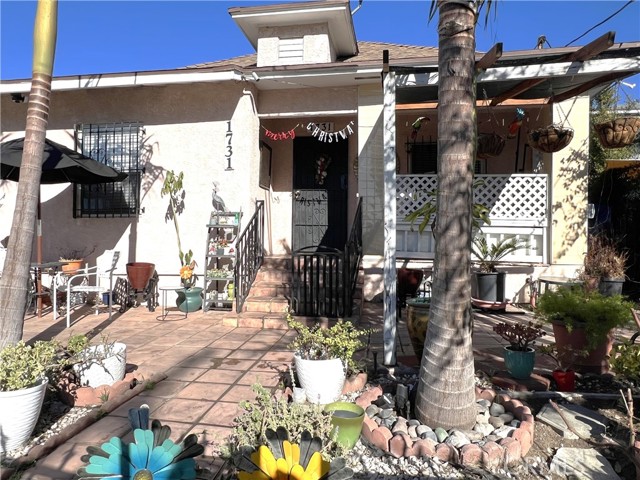 Detail Gallery Image 1 of 44 For 1729 W 35th Pl, Los Angeles,  CA 90018 - – Beds | – Baths