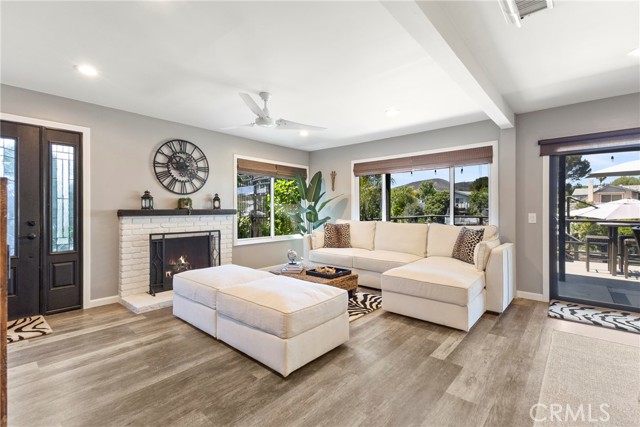 Detail Gallery Image 9 of 42 For 30749 Canwood St, Agoura Hills,  CA 91301 - 3 Beds | 2 Baths
